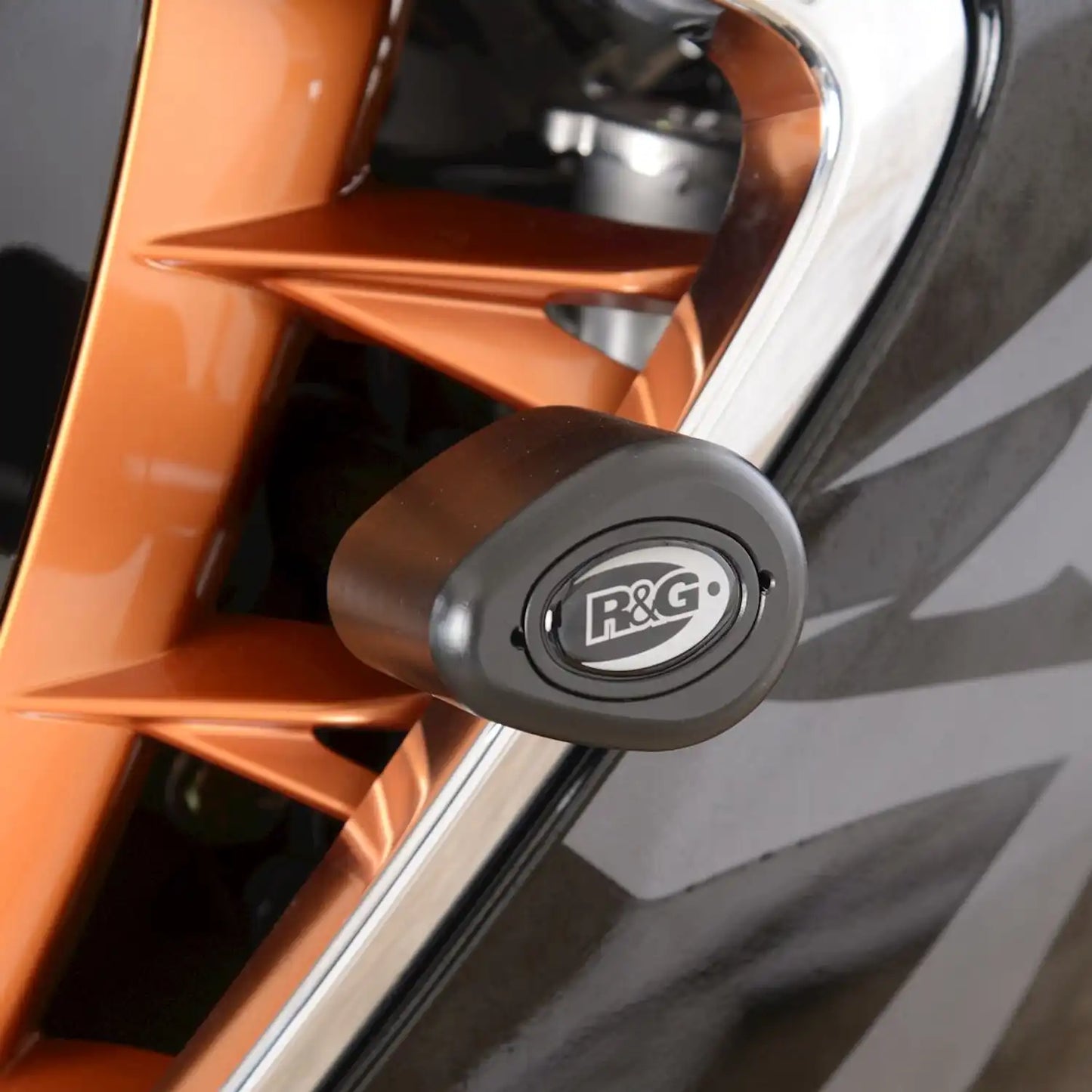 R&G Crash Protectors Black - Aero Style (Non-Drill) Suzuki Hayabusa 2021 - 2023