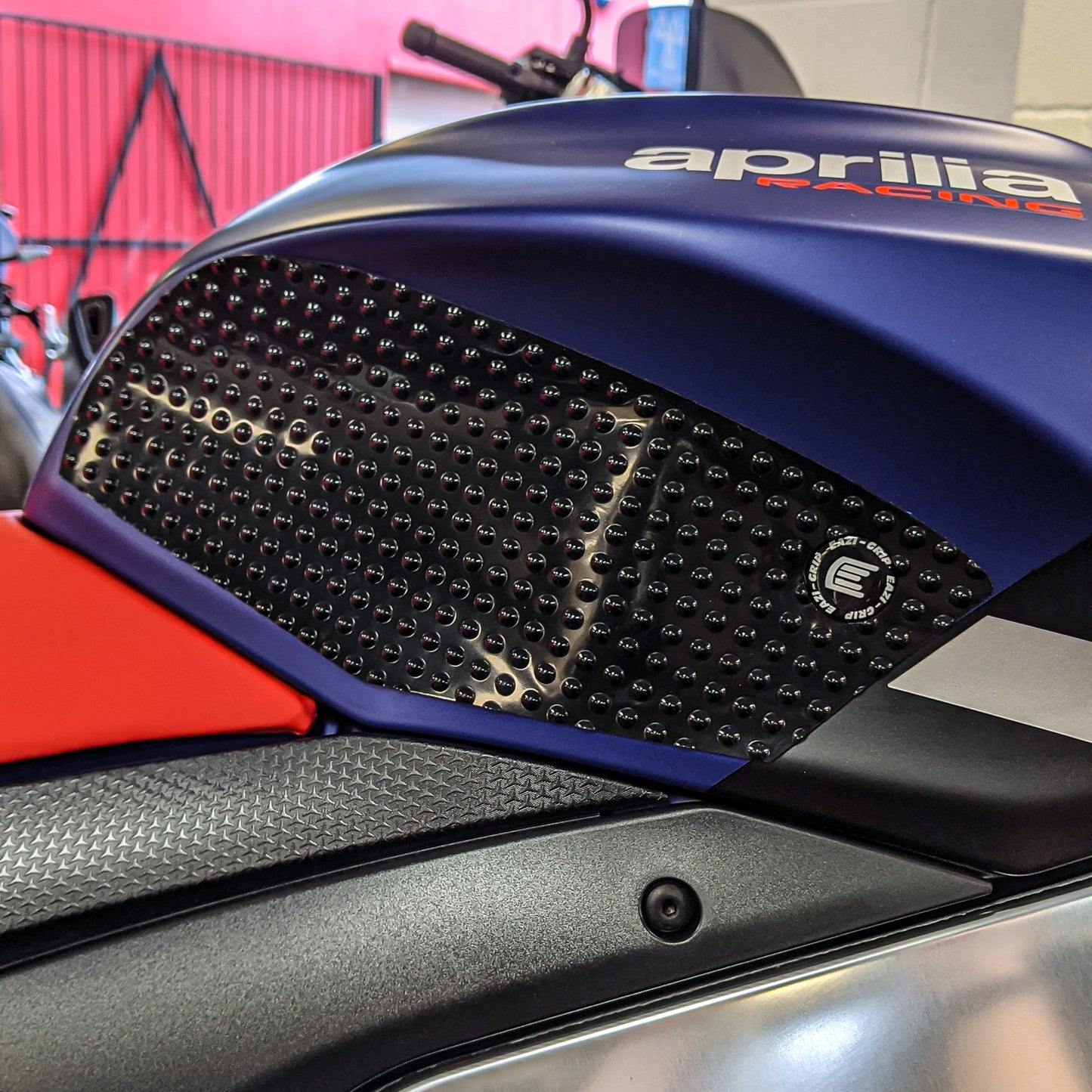 Eazi-Grip Aprilia RSV4 / Tuono V4 2021-2025 - EVO