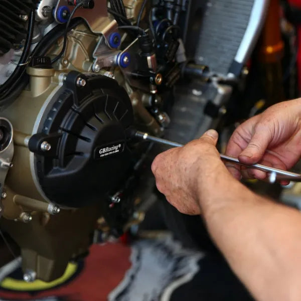 V4 R Engine Cover Set 2019-2023