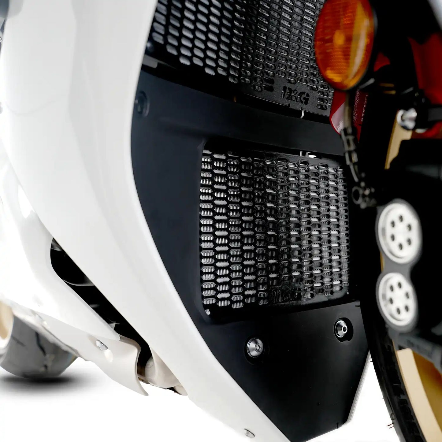 R&G Racing PRO Oil Cooler Guard for Yamaha YZF-R1 '15- Black