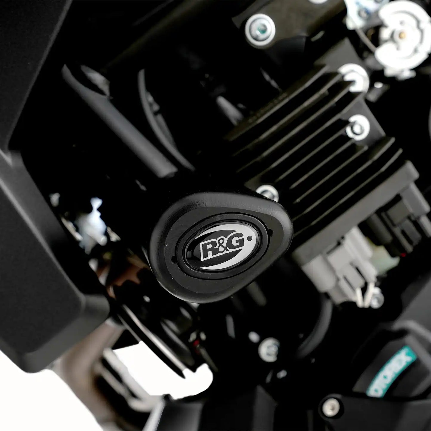 R&G Aero Crash Protectors for Yamaha MT-07 '14- (FZ-07), XSR700 '16-, Fantic Caballero 700 '23- and Tracer 700 '16-'20 (FJ-07)