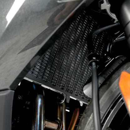 R&G PRO Radiator Guard forKawasaki Z750 '07-'13, Z750R '11-'13, Z750S '07-'13, Z800 '13-'16, Z1000 '10-'18, Z1000R '17-'20, Z1000SX '11-'19, Versys 1000 '12- '24, Versys 1100 ’25- & Ninja 1000SX '20- '24 & 1100SX '25-