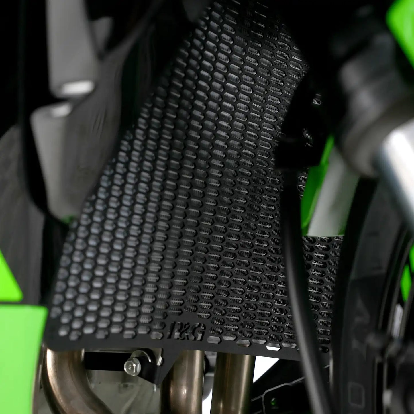 R&G PRO Radiator Guard for Kawasaki ZX-6R 19- 24  Black