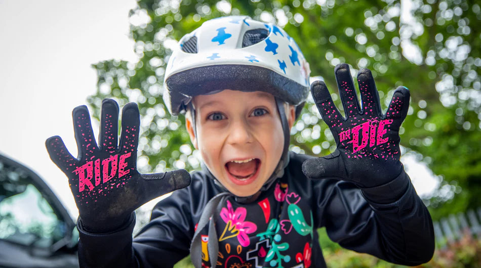 Muc-Off Youth Rider Gloves - Shred Hot Chilli Pepper-Kids Size YL-MTB-MOTO-BMX Free Shipping
