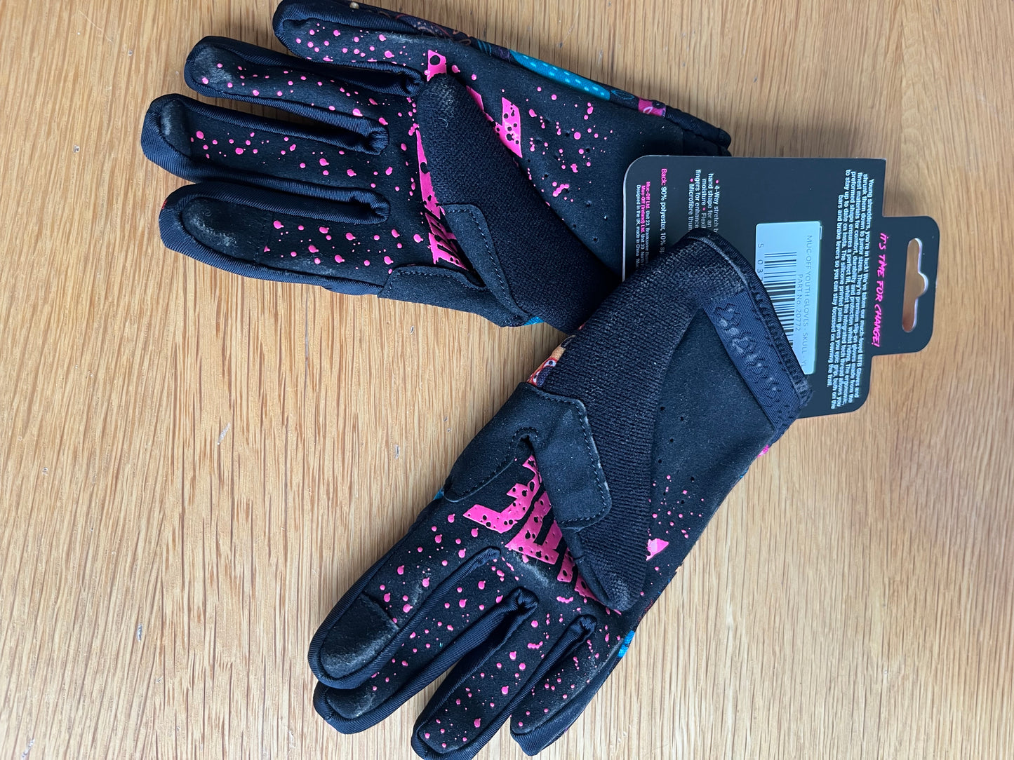 Muc-Off Youth Rider Gloves - Shred Hot Chilli Pepper-Kids Size YL-MTB-MOTO-BMX Free Shipping